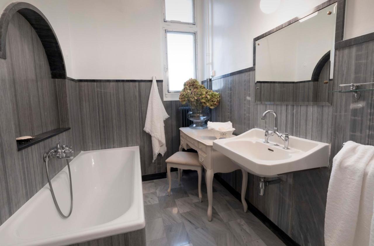 אתונה Kolonaki "Centrale" Luxury Apartment מראה חיצוני תמונה